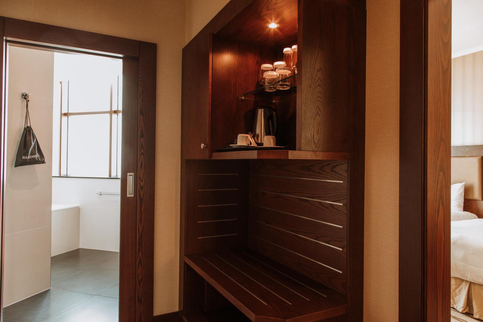 Twin Room,1499243728:JPEG