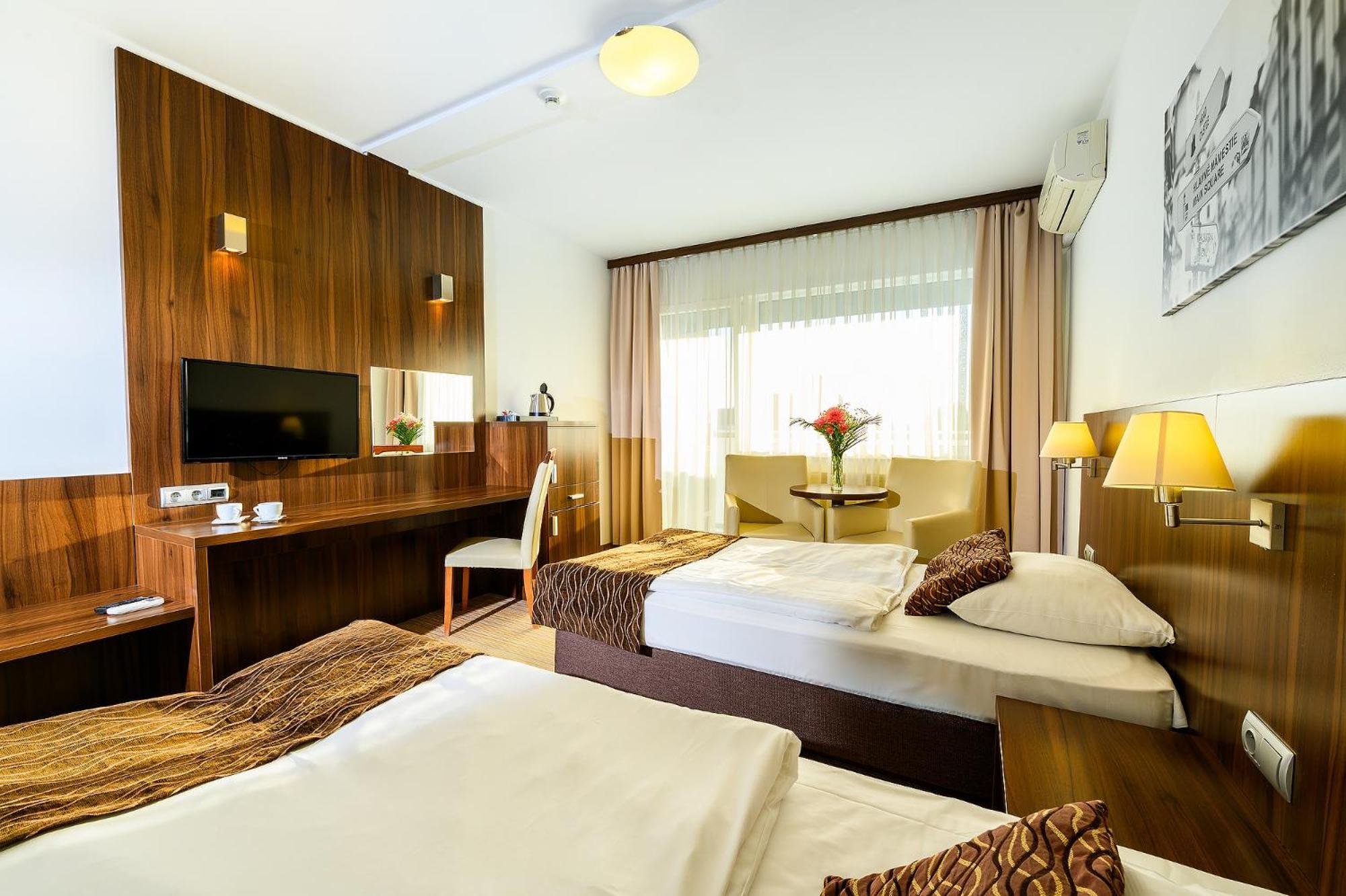 Superior Twin Room,1706777418:JPEG